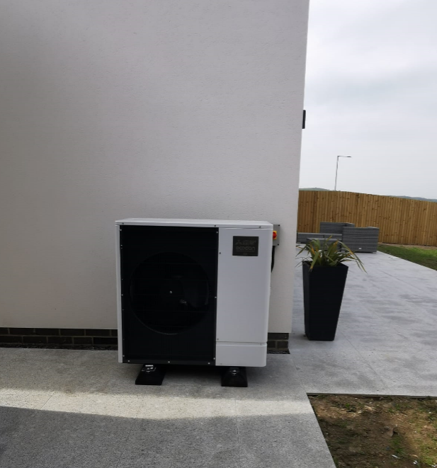 Air Source Heat Pump Installation – Gorsedd, Flintshire (5 New Homes)